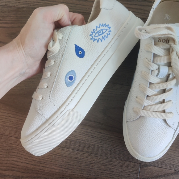 SOLUDOS Ibiza Platform Sneaker Evil Eye Oasis White NWOB Retail $200 - Picture 7 of 10